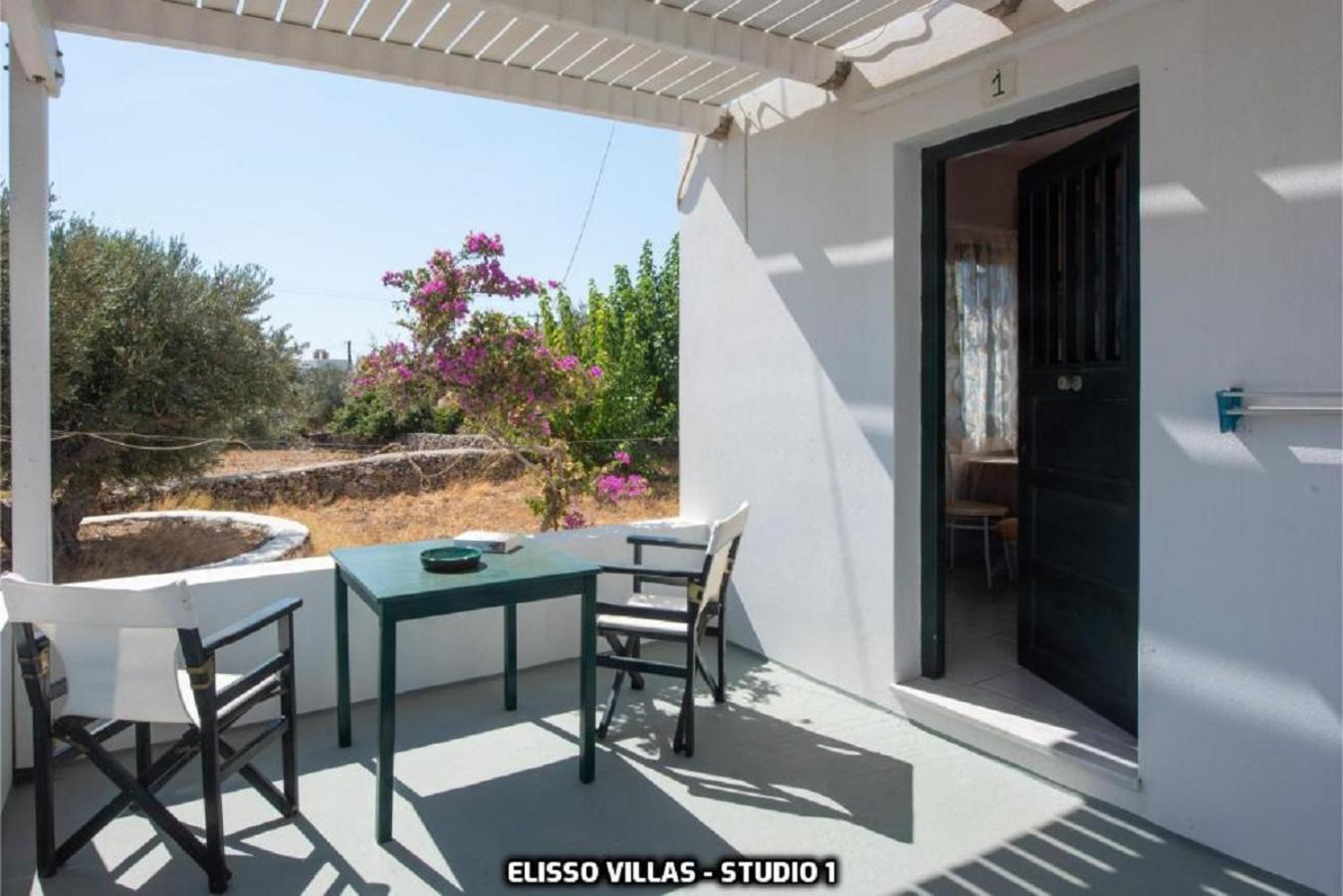 Elisso Villas Platis Gialos  Pokoj fotografie
